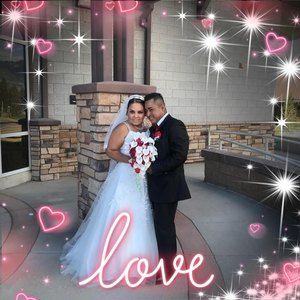 Meet your Posher, Mirella